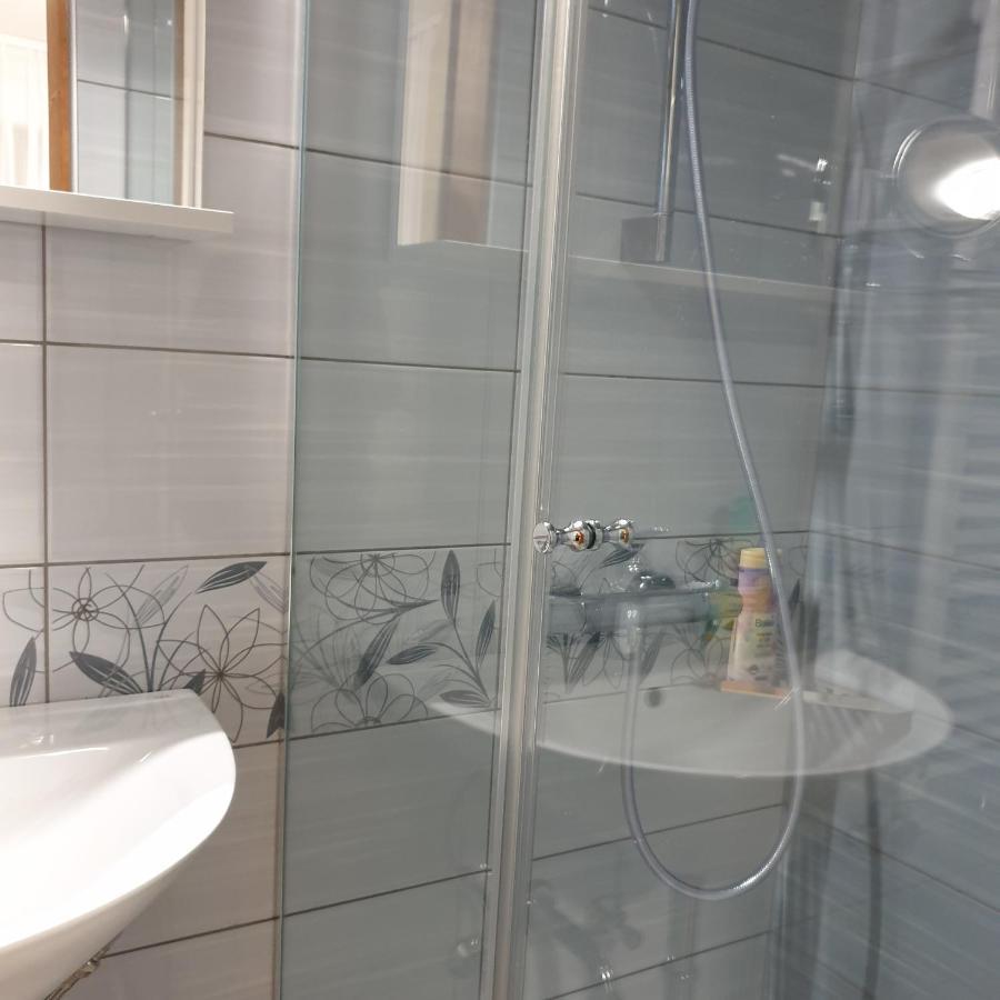 Apartmaji Pri Medvedu Bohinj Exteriér fotografie